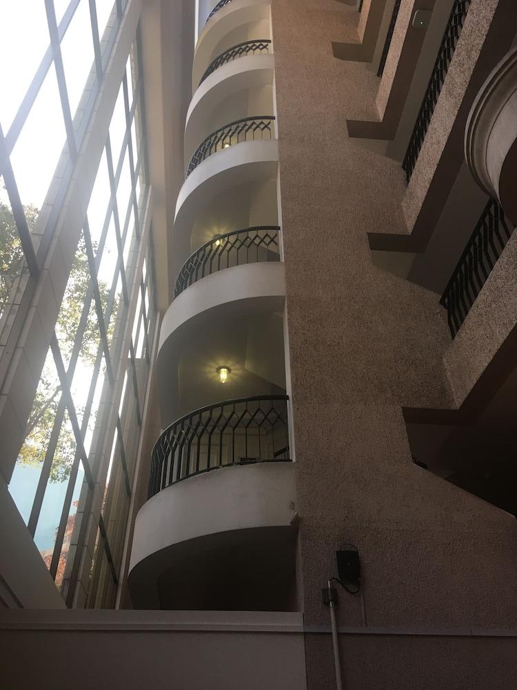 Park Plaza Apartments Santiago Exterior photo