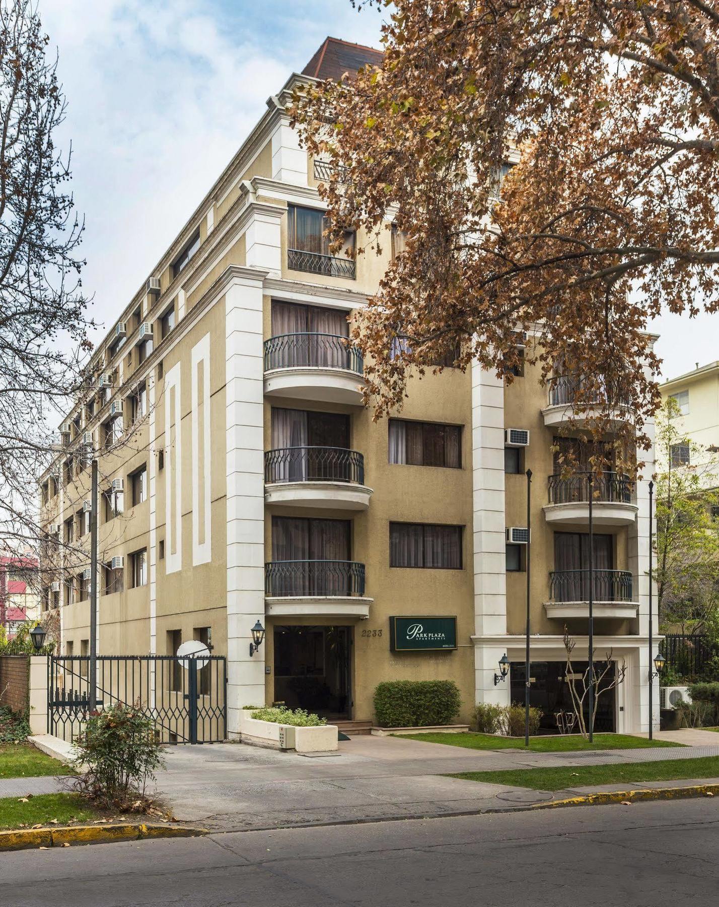 Park Plaza Apartments Santiago Exterior photo